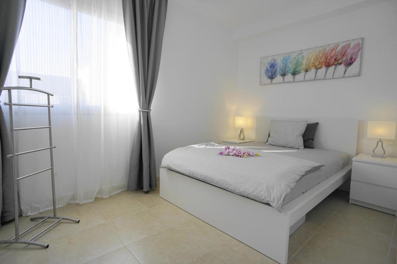 Villa Patricia Playa Blanca Exterior photo